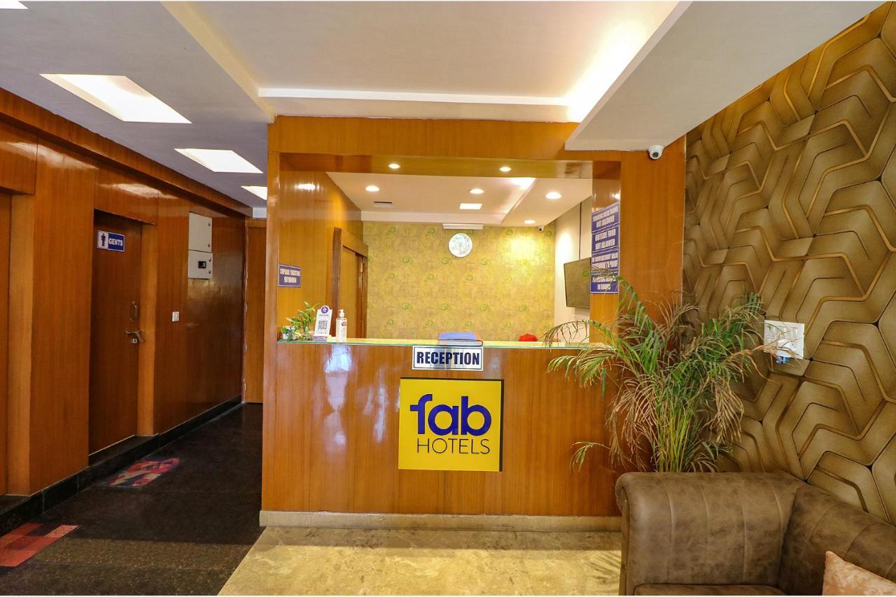 Fabhotel Corporate Stay 诺伊达 外观 照片